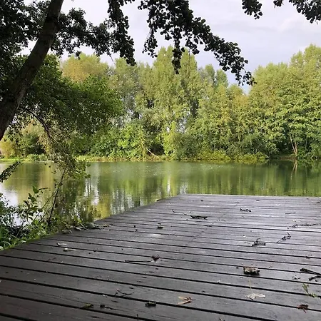 Le De L Etang *