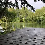 Le De L Etang *