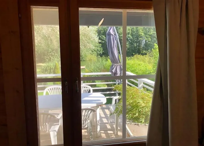 Le De L Etang Bourbourg